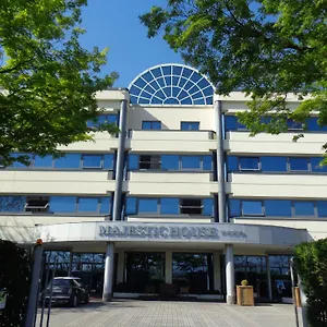 4* Hotel Ferretti Majestichouse